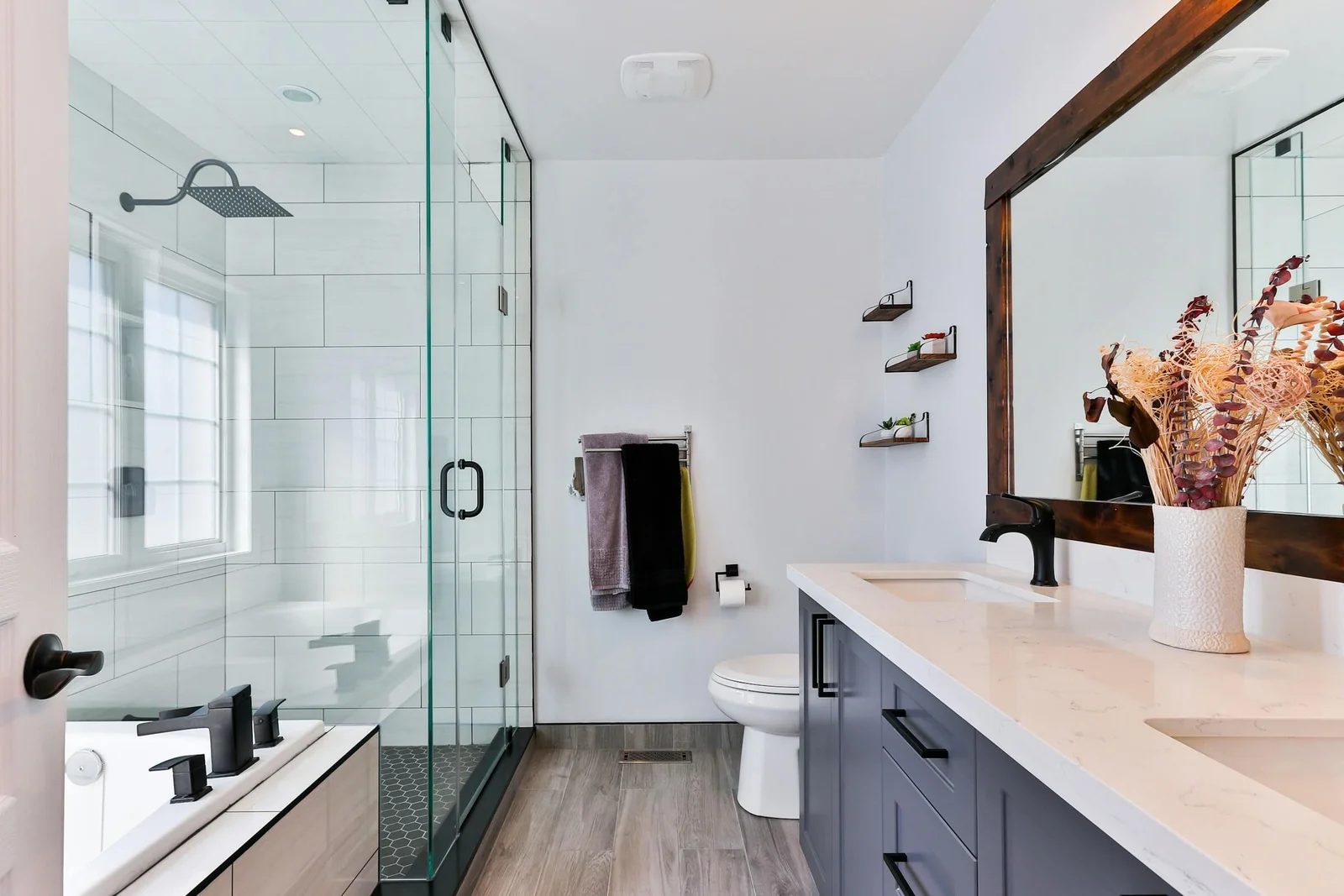 Luxury Bathrooms construction photo